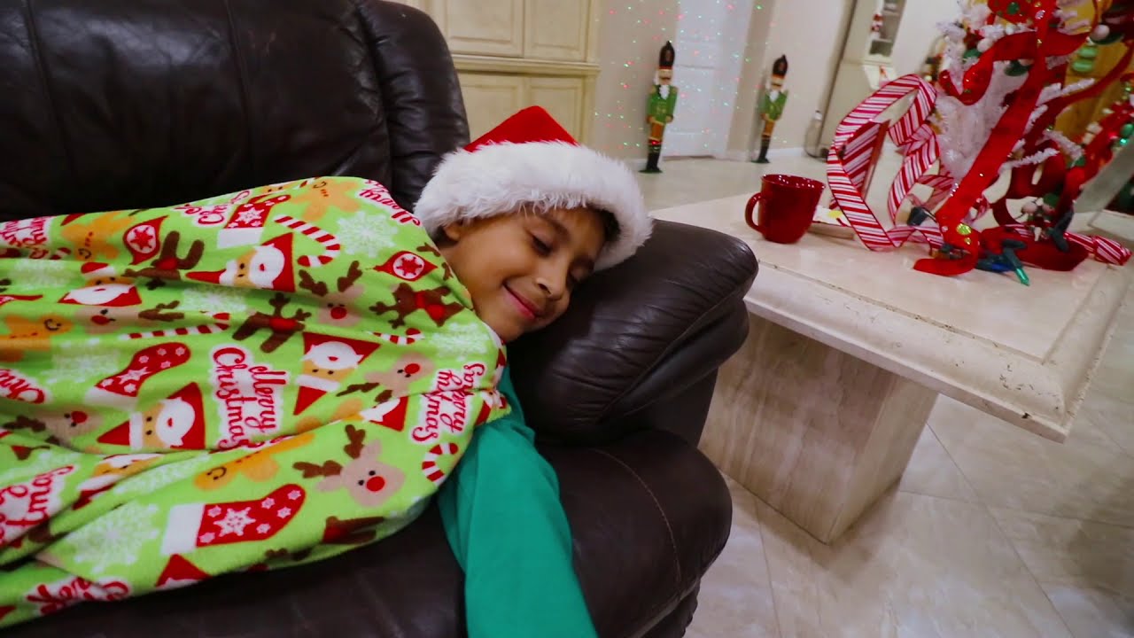 Pretend Play Don’t open the wrong Santa Door pretend play | Deion’s Playtime Skits