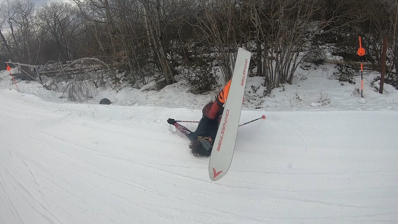 Hadrian SHREDS on the Monoski