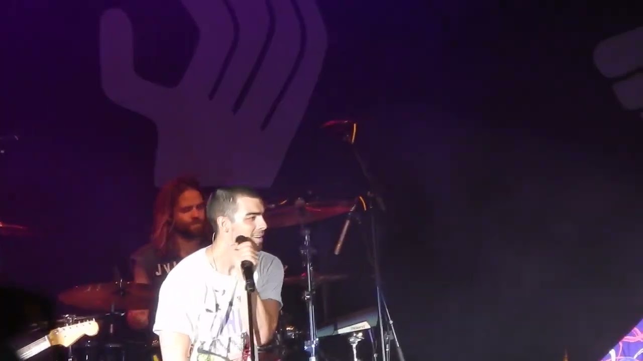 DNCE: Pay My Rent (Live In Tampa) | Busch Gardens Tampa (2017)