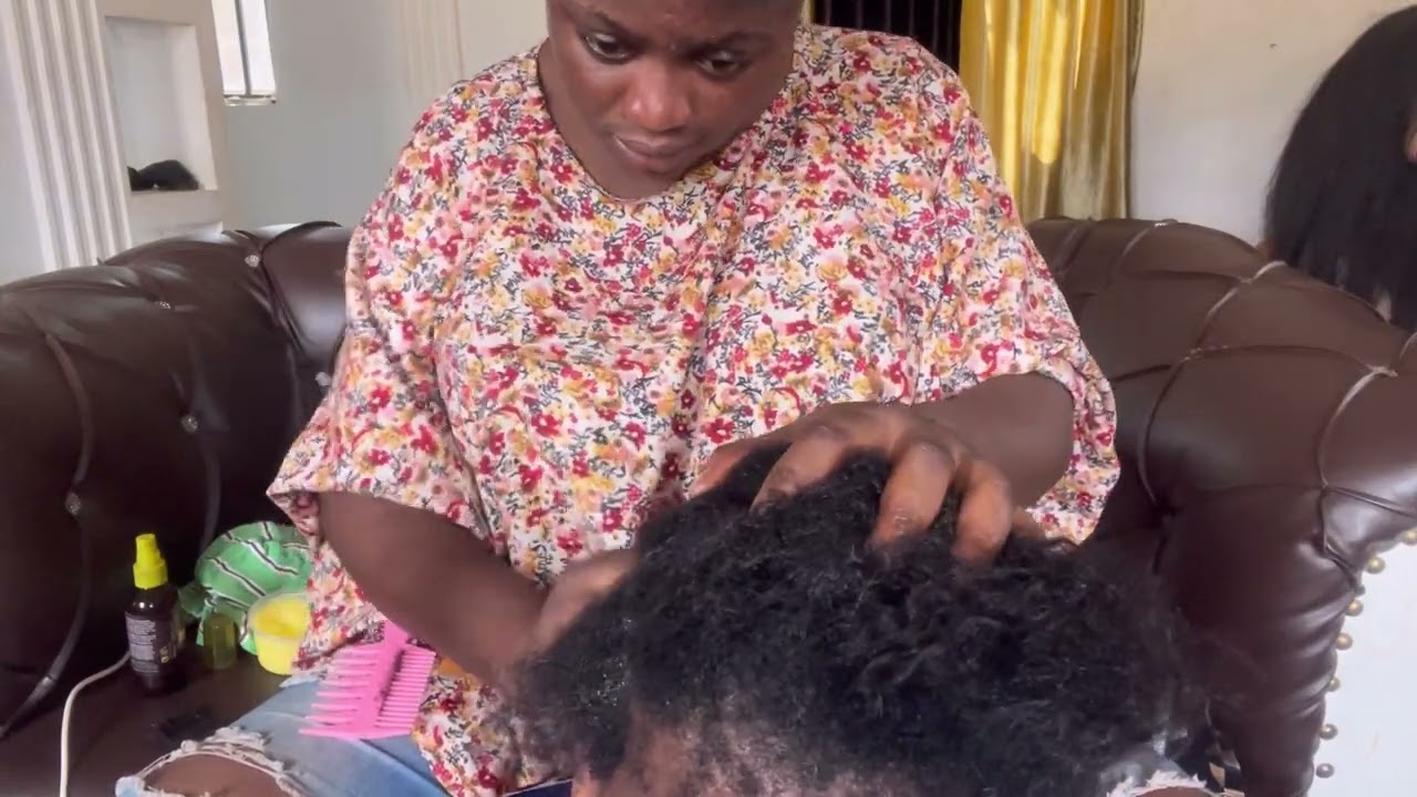 ASMR✨COMBING OUT MY MOMS TANGLED HAIR, SHEA BUTTER  APPLICATION ON HER PARTED HAIR WITH GUM CRACKING