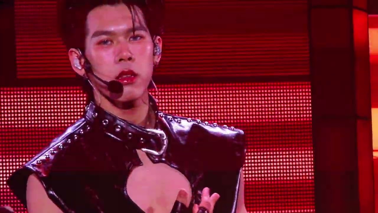 ฉ่ำ - LYKN VS FELIZZ  #RISERCONCERTD2