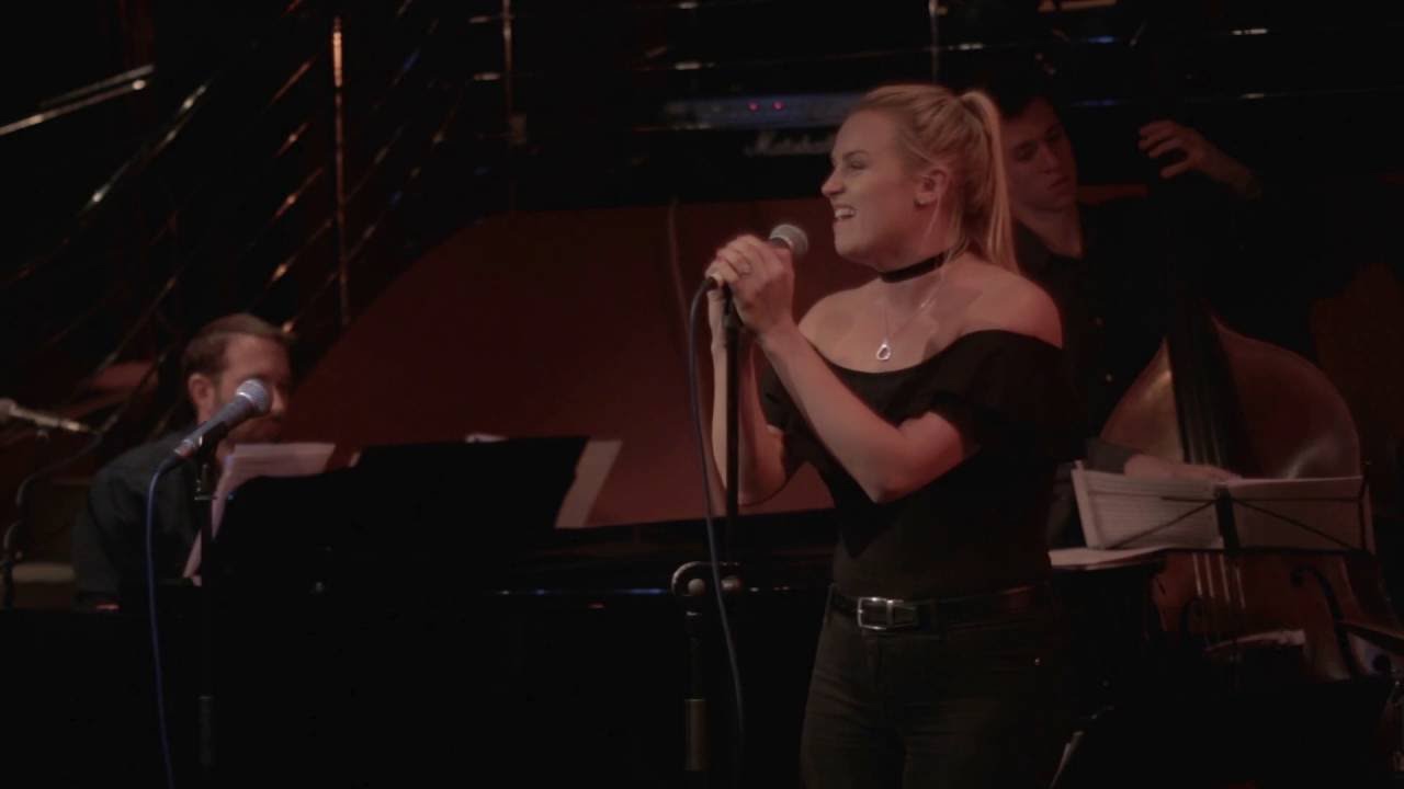 Helen Woolf sings 