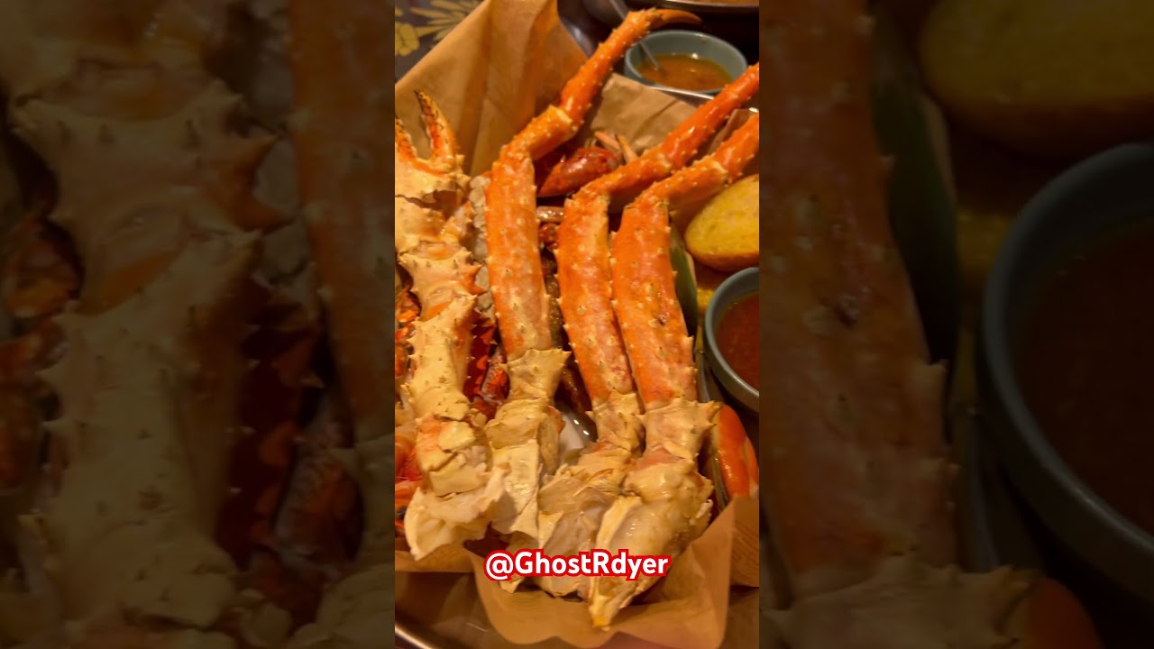 Chatan Steam Seafood ❤️ #crablegs #okinawajapan #foodie