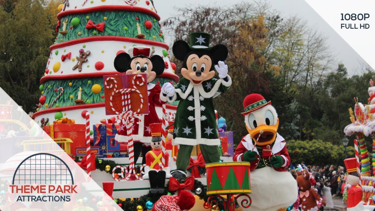 Disney's Christmas Parade 2017 at Disneyland Paris