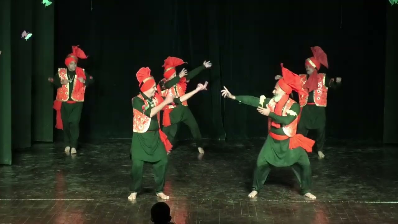 dance video on balle balle #dance #dancevideo #minivlog #balleballe