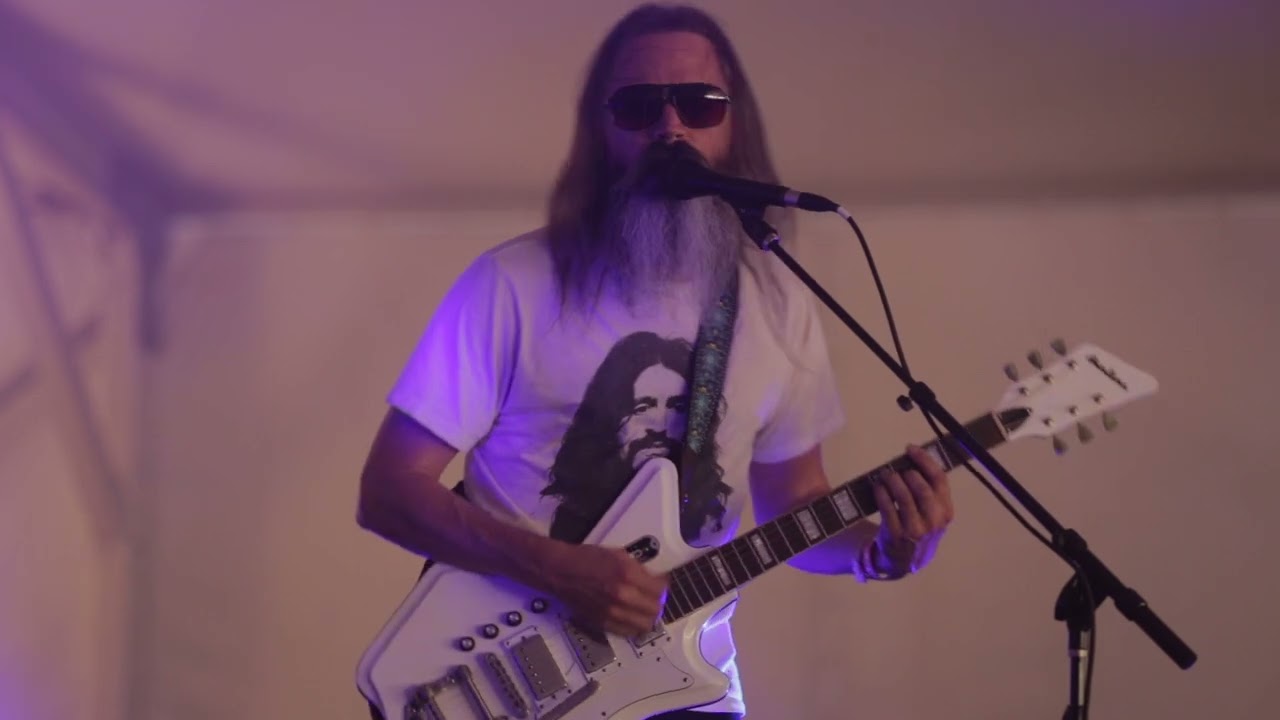 MOON DUO - IN THE SUN - LIVE AT LEVITATION