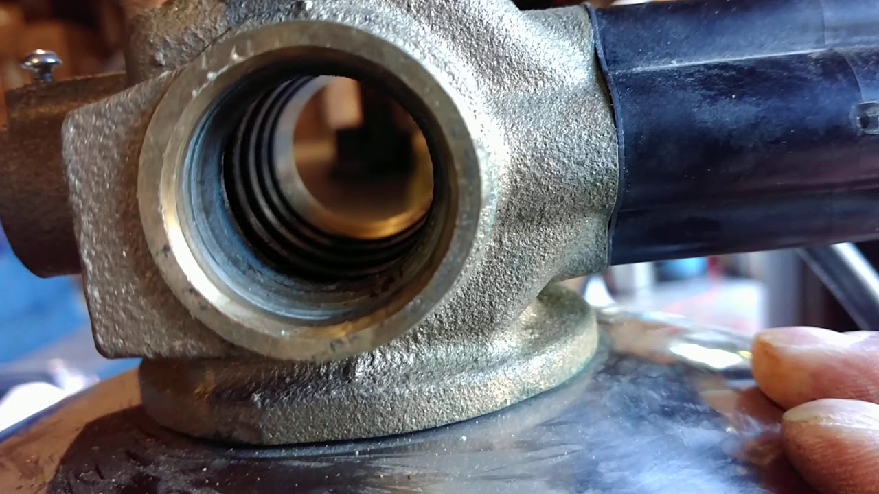 Piston/ seals and spacer replacement