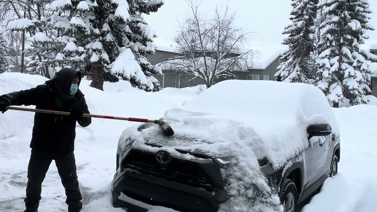 Heavy Snow Storm in Anchorage Alaska #lifeinalaska