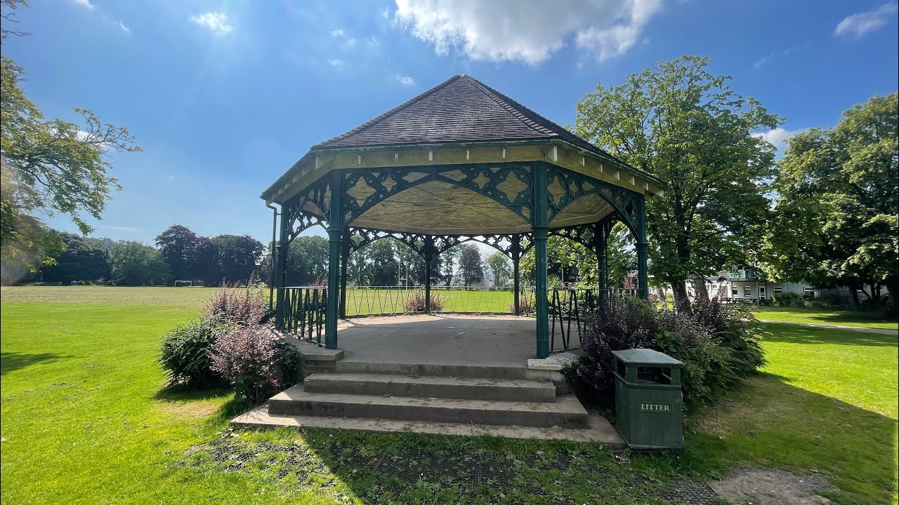 A Walk Around Bailey Park, Abergavenny, Monmouthshire, Wales