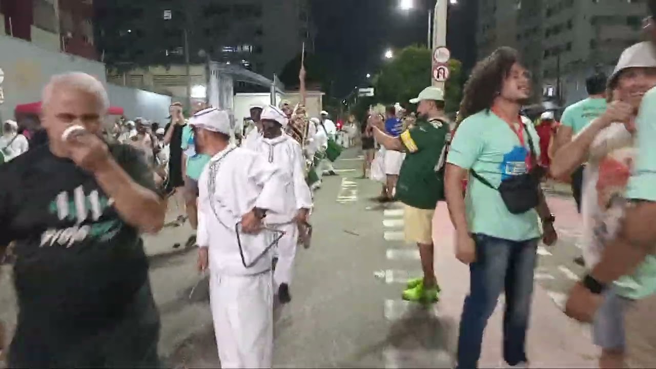 @ 14/02/2026-MARACATU NAÇÃO AXÉ DE OXOSSI, NA AV DOMINGOS OLIMPIO, EM FORTALEZA-CE.