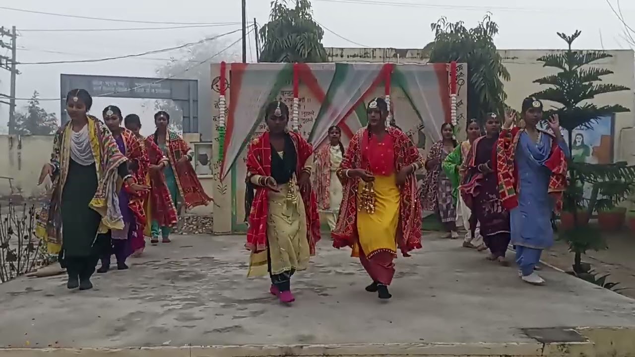 10th class dance republic Day ghs fatehgarh