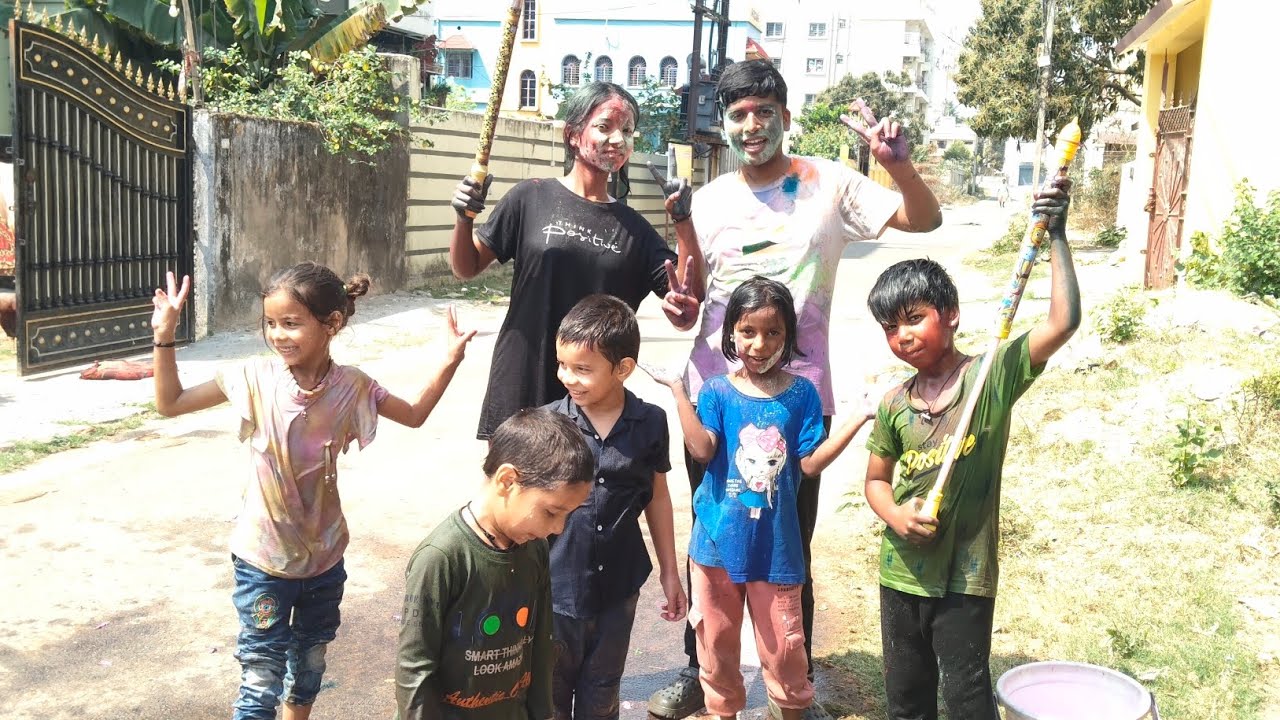 Bachhon ne kiya holi me Masti 🫟