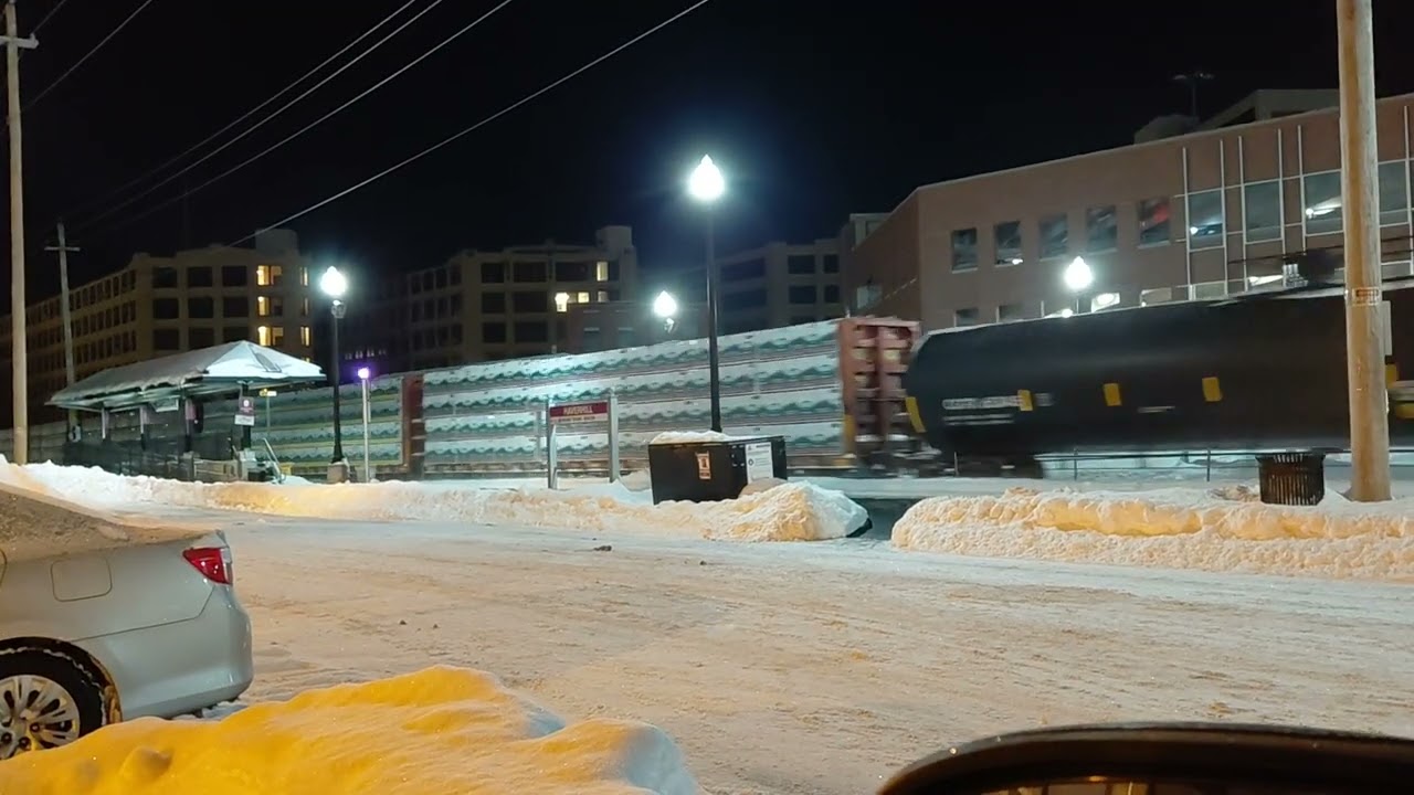 01/28/26 CSX427 approaches Haverhill MA train station heading to Ayer MA & New York.