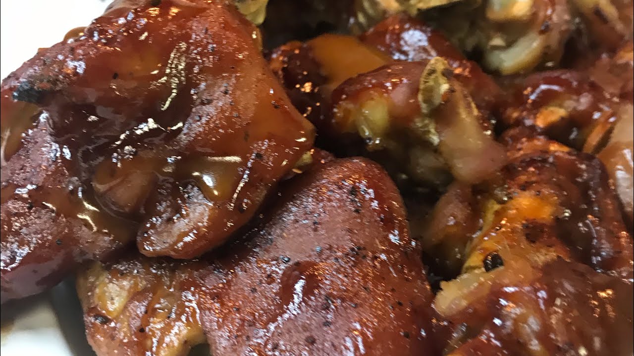 OLD SCHOOL BBQ PIG 🐖 FEET/EARS (MY SOCIAL MEDIA ANNIVERSARY MENU FAVORITES DAY 4)