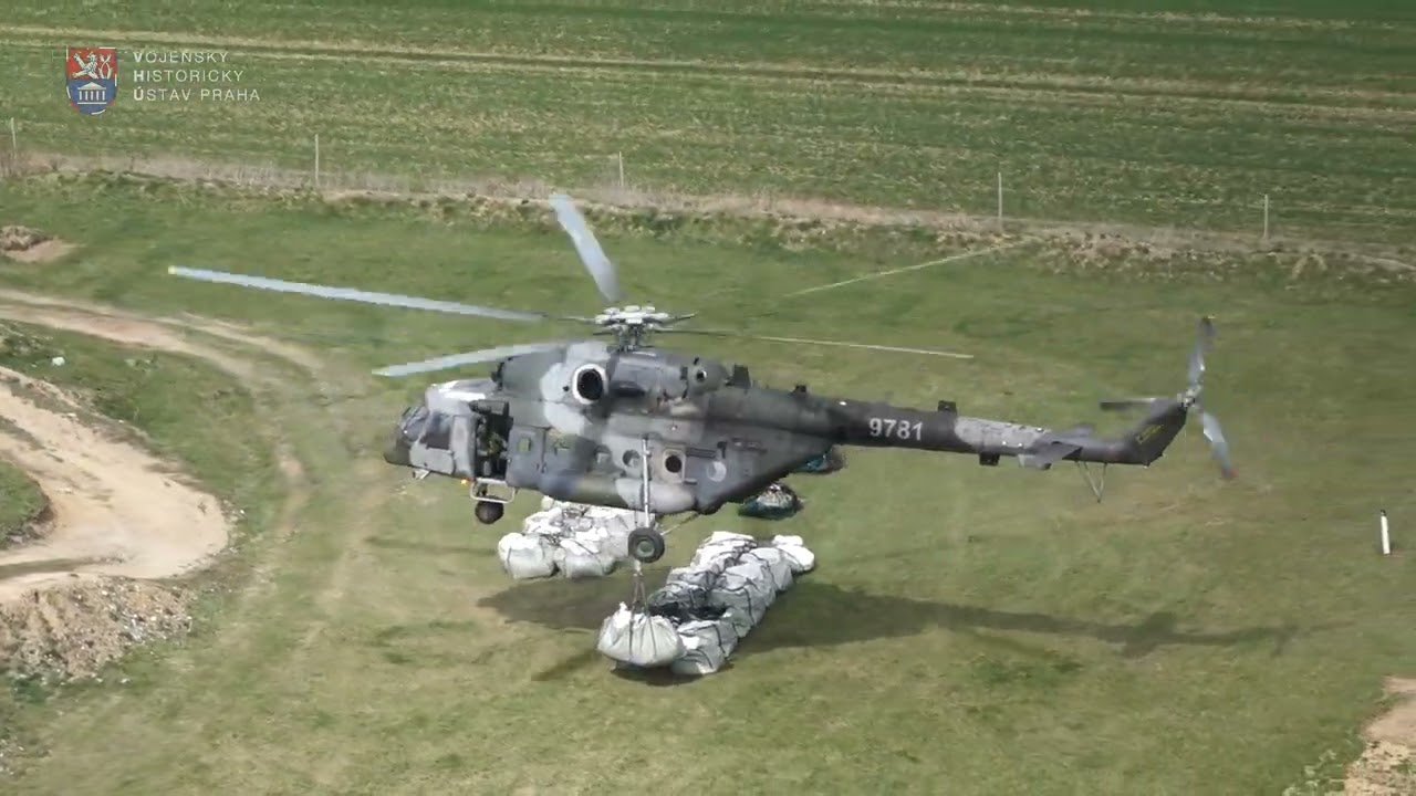 Výcvik posádek vrtulníků Mi -171Š v létání v podvěsech s několikatunovou zátěží