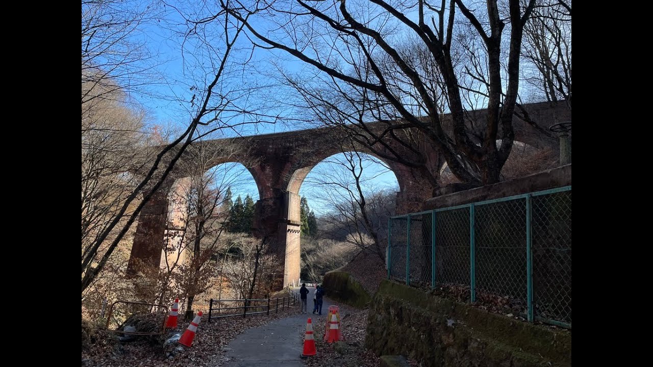 クマが出た！！　旧中山道　軽井沢駅から横川　めがね橋経由