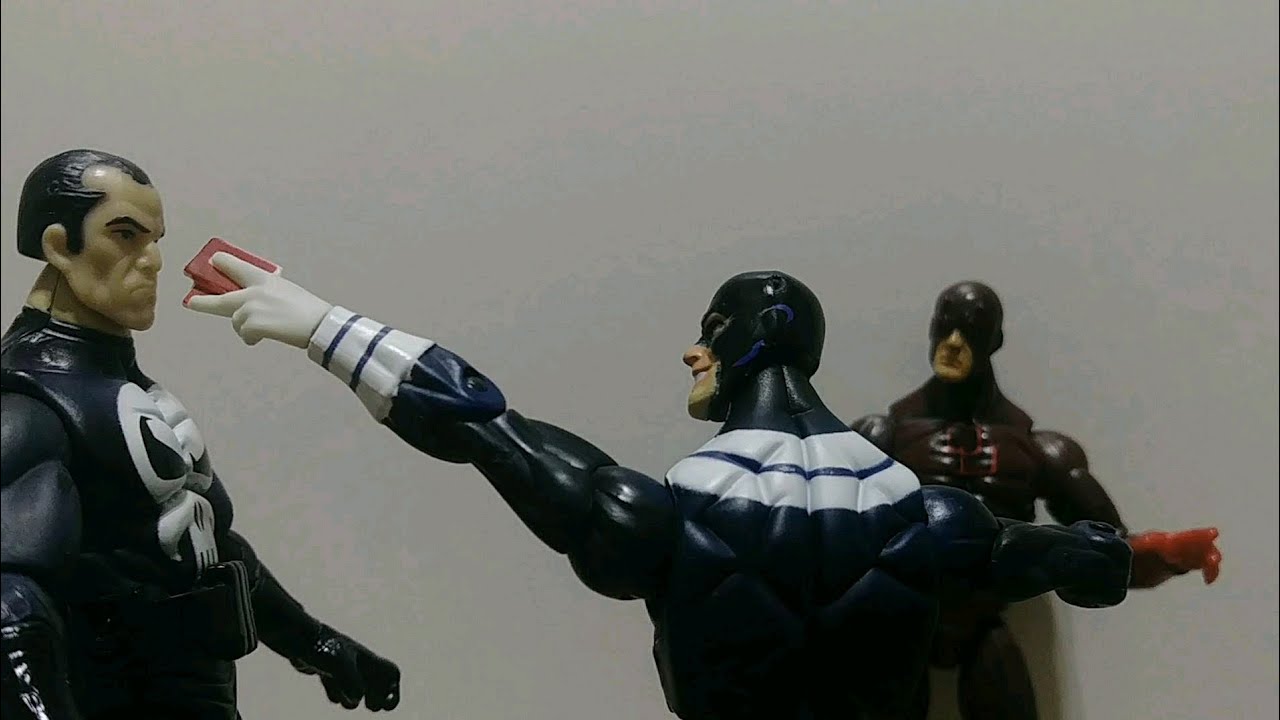 Daredevil vs Punisher vs Bullseye (Stop Motion)
