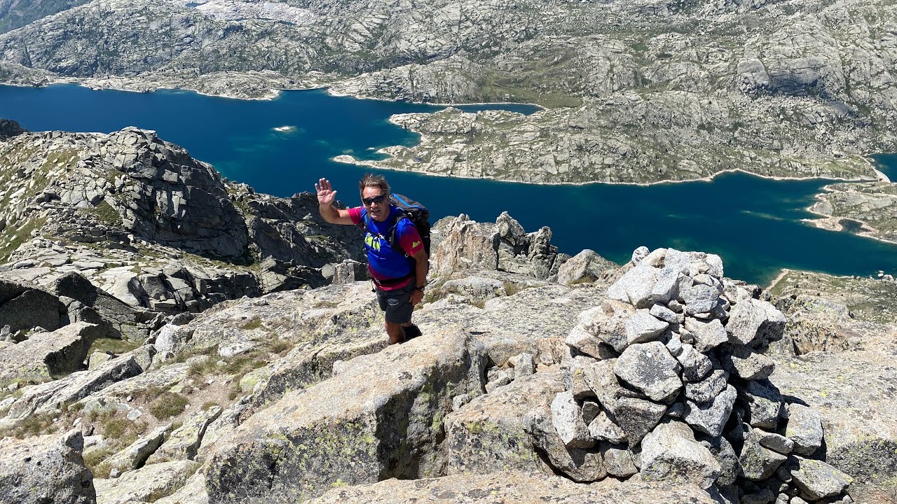 Pic de Tort (100 Cims) de 2886 mts i Pic dels Vidals de 2904 mts des de l’Estany Gento