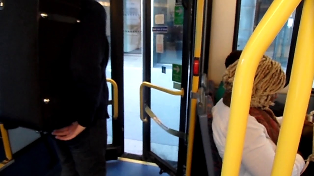 Plaxton President Volvo B7TL Metroline VPL603 LK04NNP on the Route 43