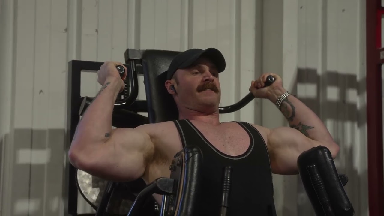 Chest & Shoulders  @TheIronAsylumGym