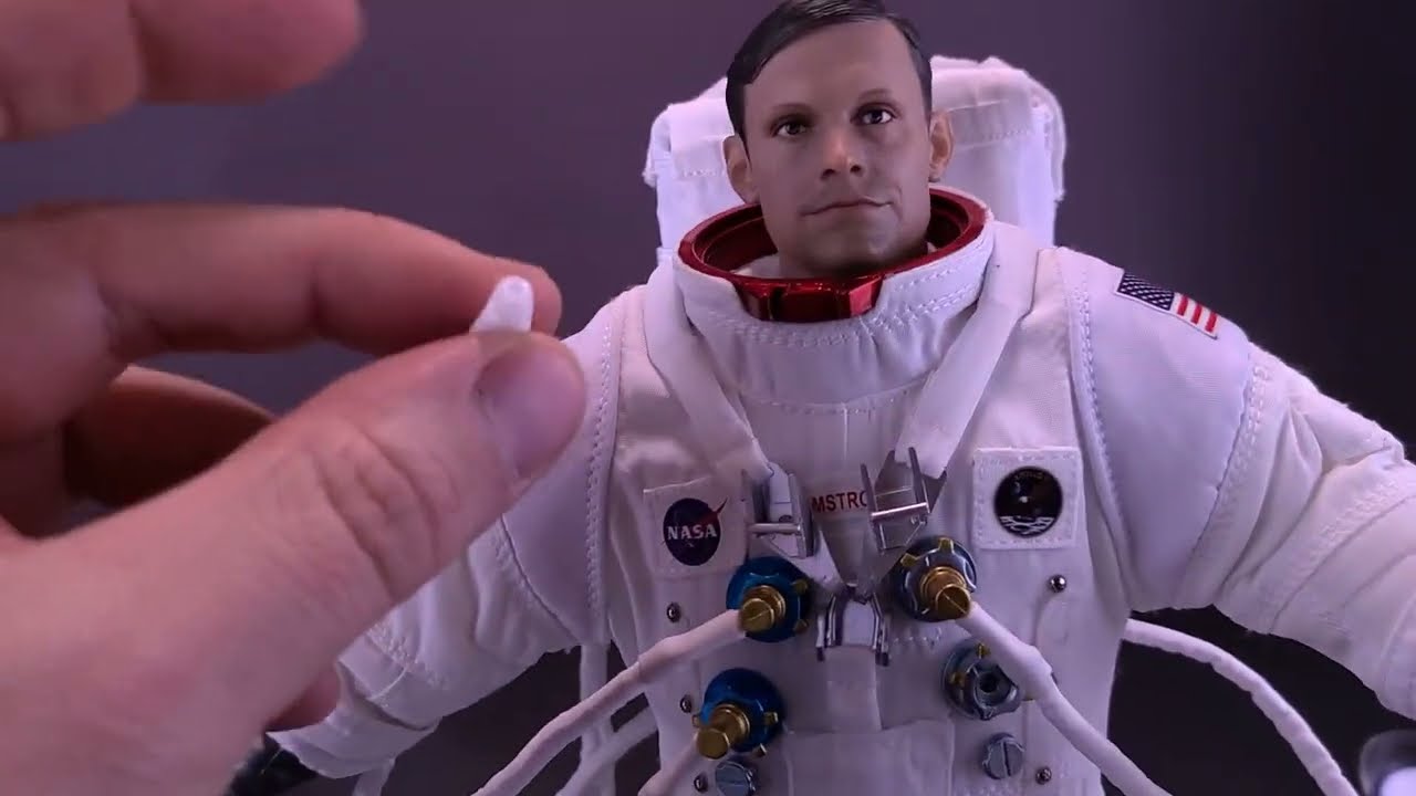 Star Ace First Moon Landing Neil Armstrong Lunar Module Eagle x A7L Space Suit Deluxe Version Figure