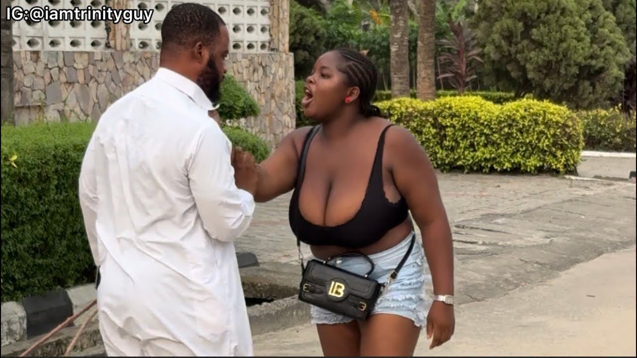 HOW CAN YOU DRESS LIKE THIS DURING RAMADAN AND I BLESS HER WITH 200,000 NAIRA 