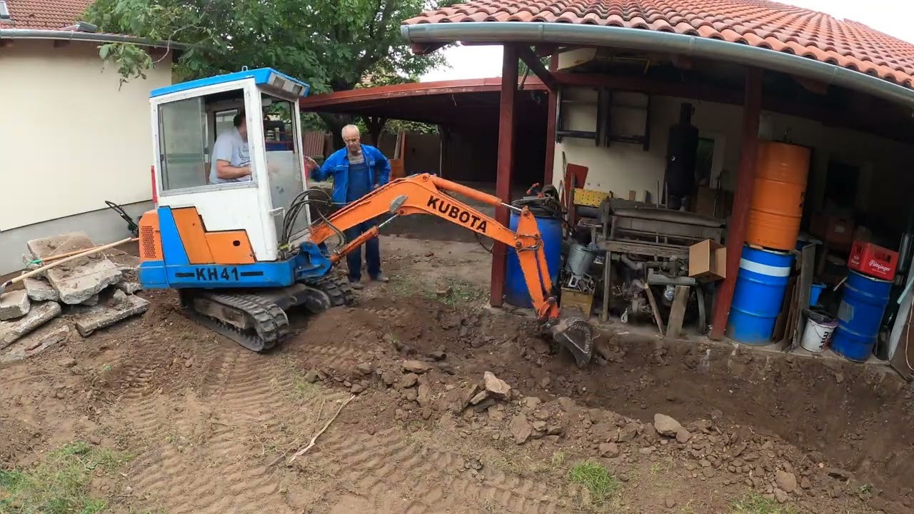 Térkövezés / road paving with Kubota excavator and Iveco Daily