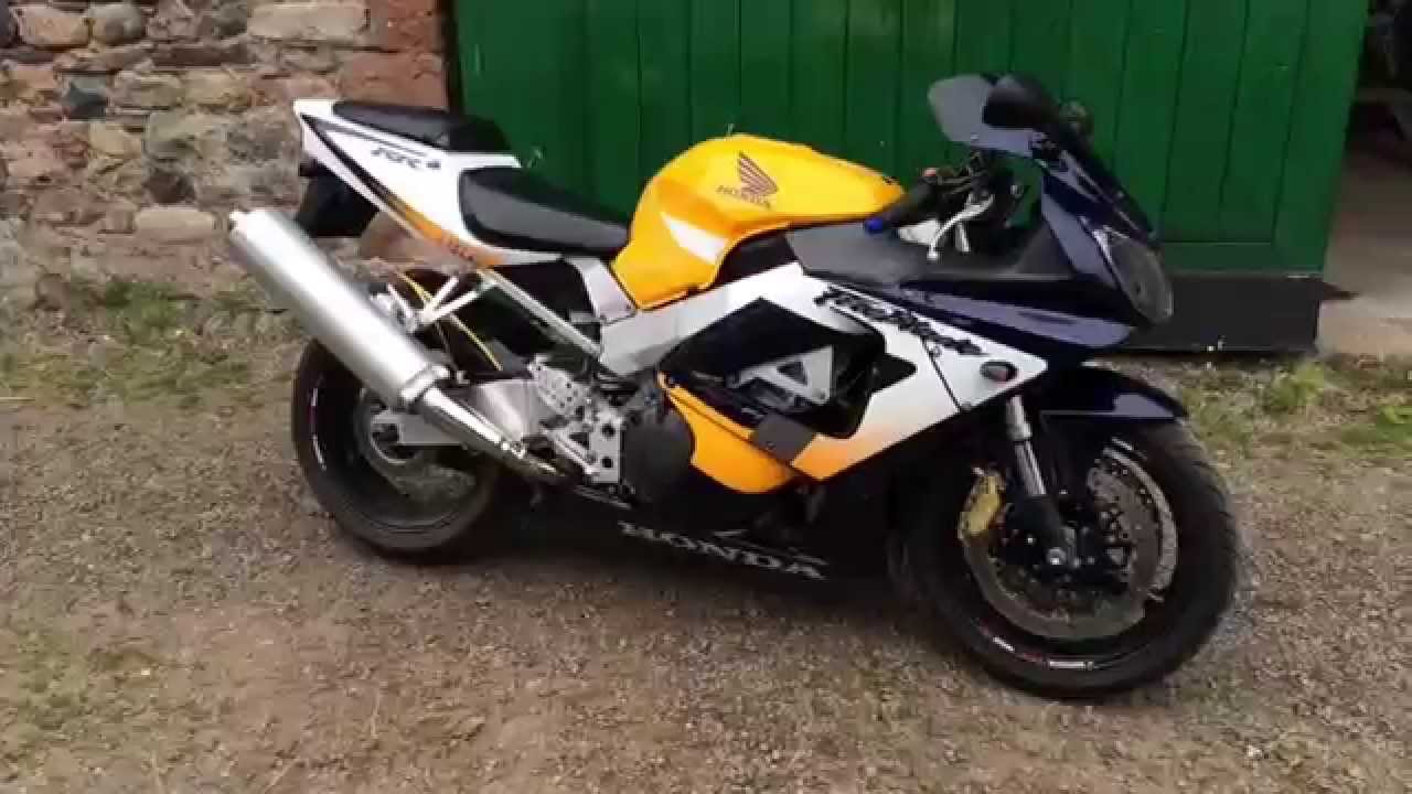 Honda CBR 929 RR Fireblade - Loan Bike