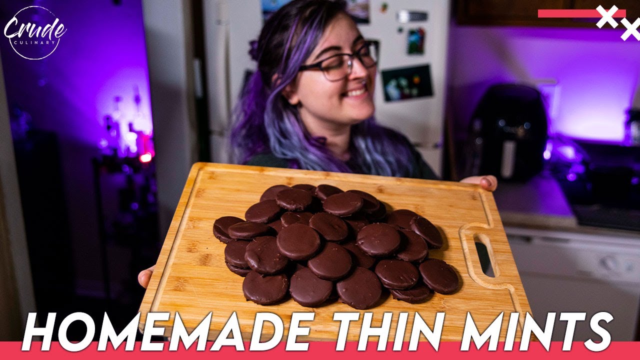 BETTER than the Original! HOMEMADE THIN MINTS Recipe and How To Make Them At Home! DYI