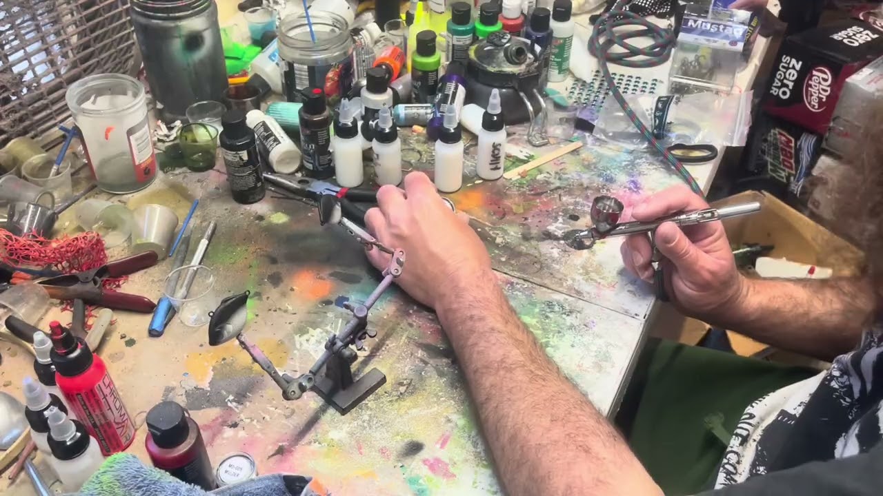 Airbrushing with scully moondust 
