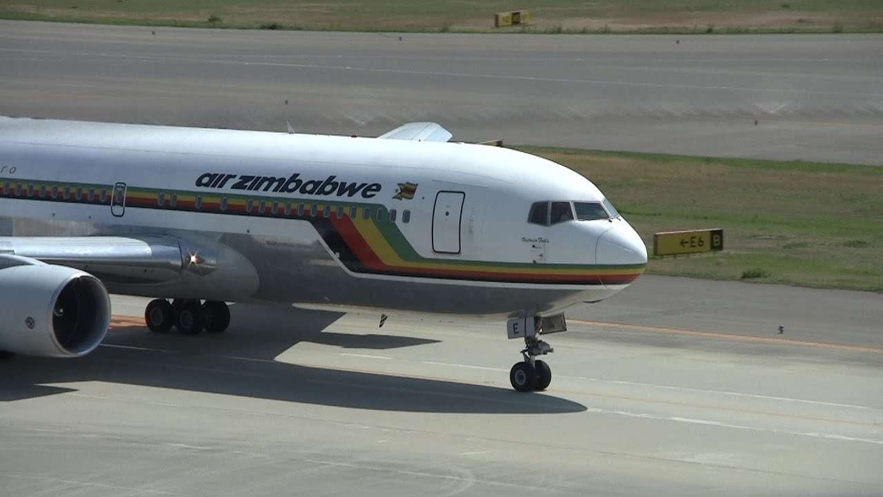 Air Zimbabwe Boeing 767-2N0/ER Z-WPE Take off at Nagoya