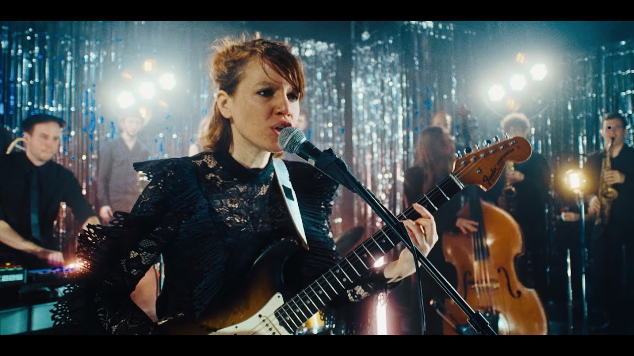 Monika Roscher Bigband - Queen Of Spades (Official Video)