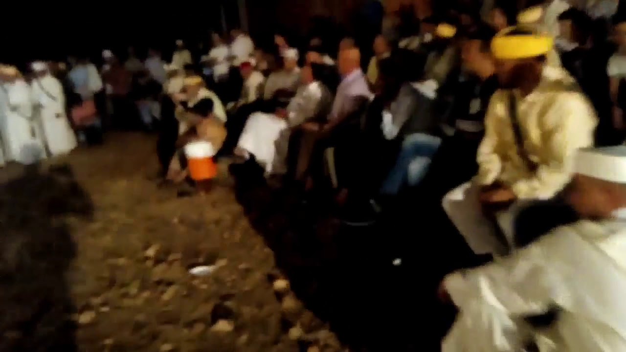 Ahidous ayt warayn ajml 9asida ftarikh