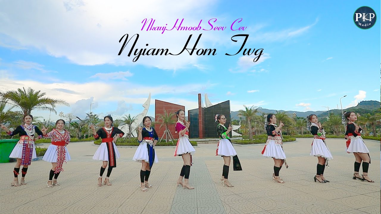 Nkauj Hmoob Seev Cev || Nyiam Hom Twg (Hmoob Yaj/Lynda Xiong)