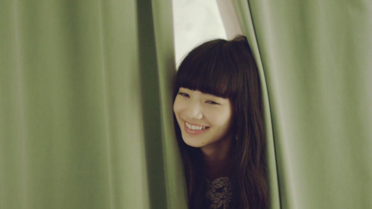UNITED ARROWS 情熱接客 小松菜奈さん「はじめてのフォトブックが発売されたから、はじめての情熱接客。」篇