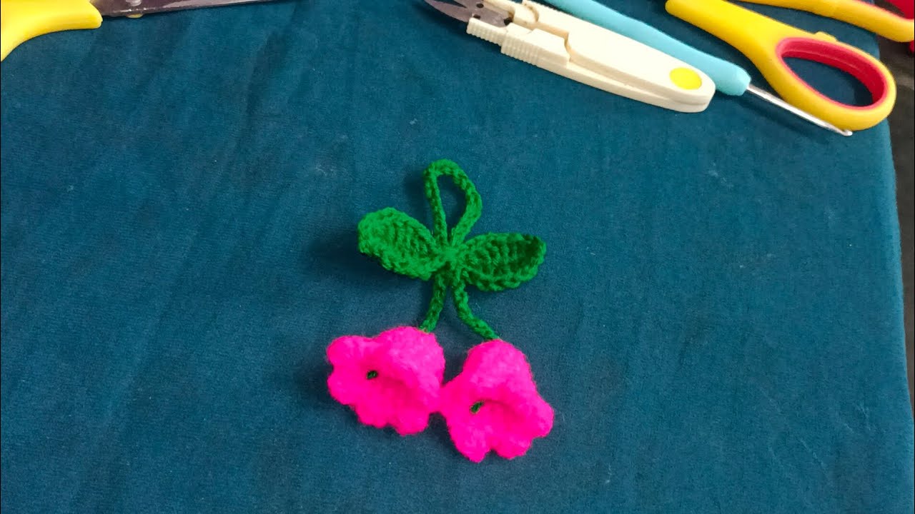Crochet bell keychain design #disine #knittig #crochetcrosai #crochetpattern 