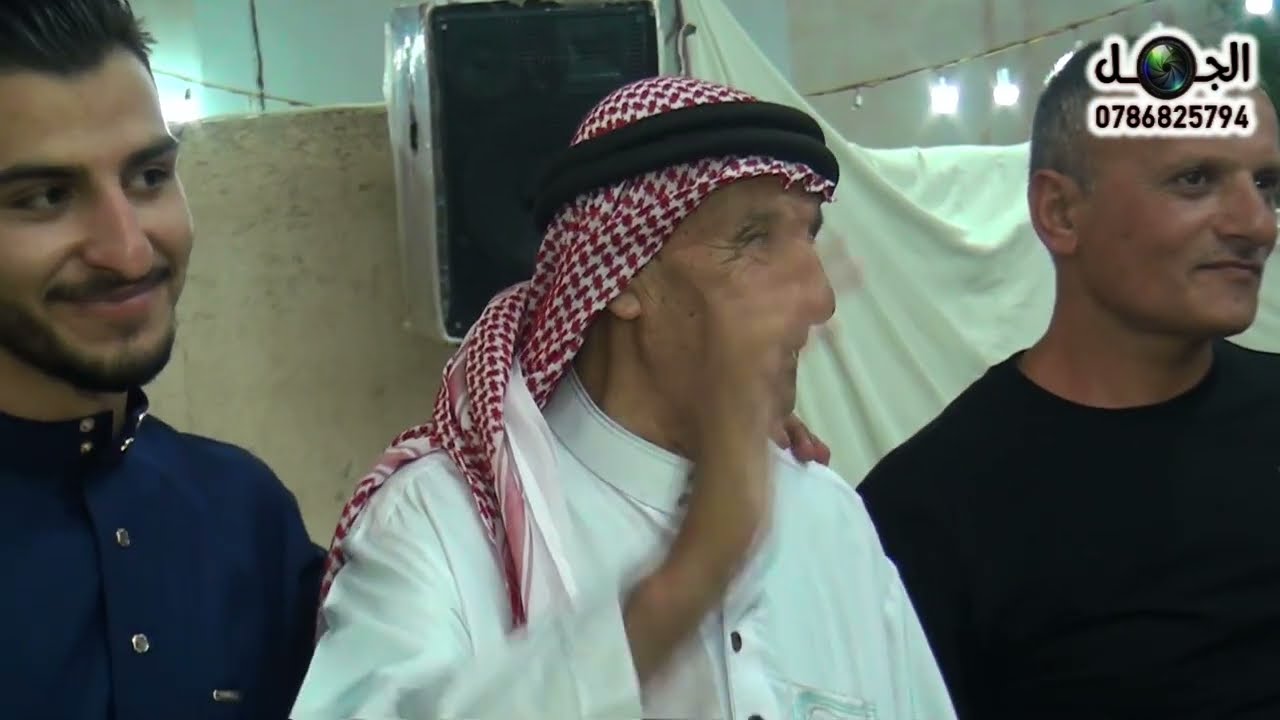 الفنان صافي قداح حفل تخريج صدام قازان شاعر المجوز حذيفة العلاونه المخرج صقر الجمل 