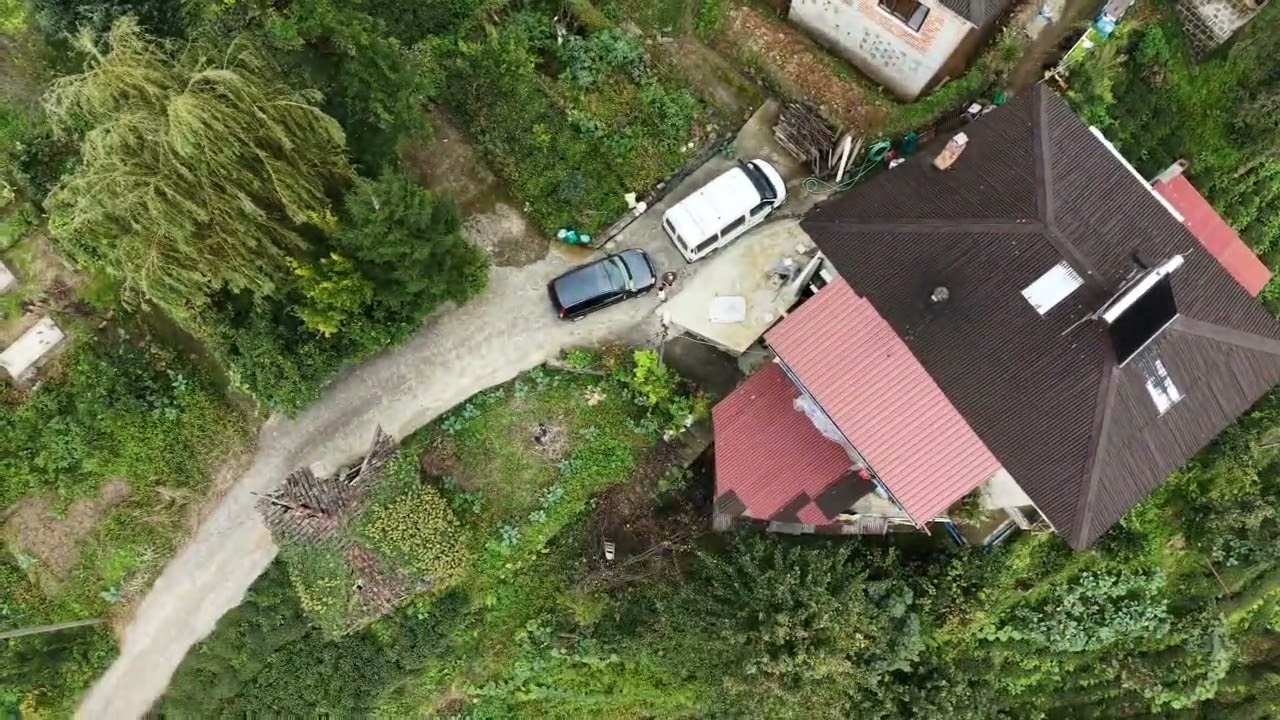 Rize /Salarha/Yenikasarcılar/Karlar mahallesi 