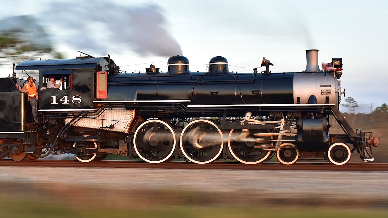 Chasing U.S. Sugar Steam Engine #148 on the Santa Express