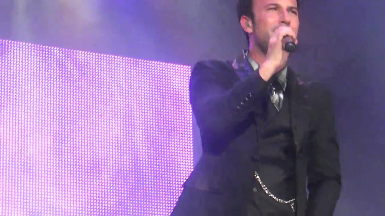 TARKAN Konzert Stuttgart 03.04.2011 - sen coktan gitmissin
