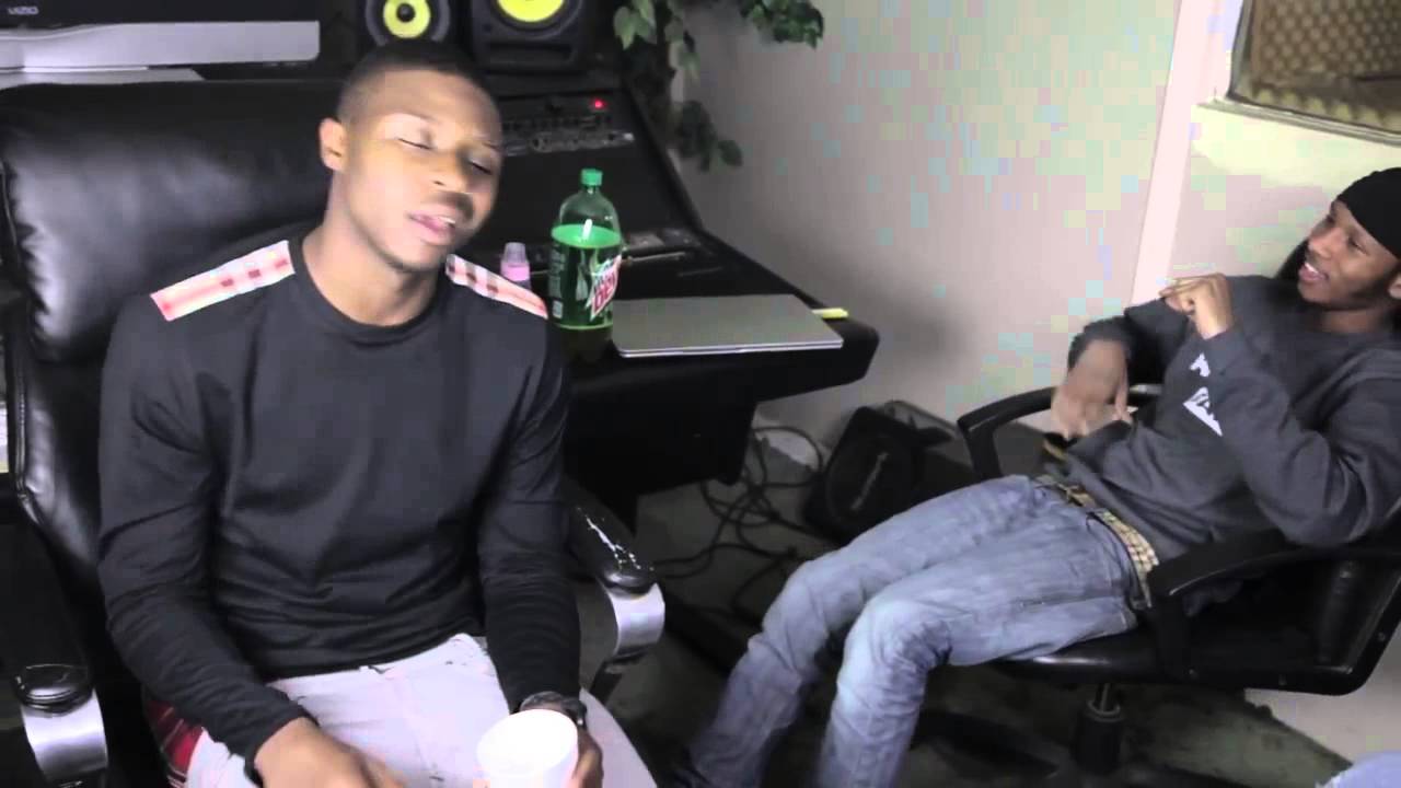 Dawg & Disrespectful Swag - 2 Strapped In Studio Performance (Unofficial Video) (All Ready Gang)