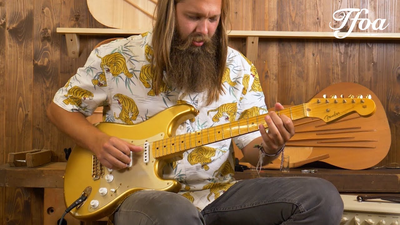 Fender Custom Shop LTD '55 Stratocaster Aged HLE Gold Relic played by Leif de Leeuw | Demo @ TFOA