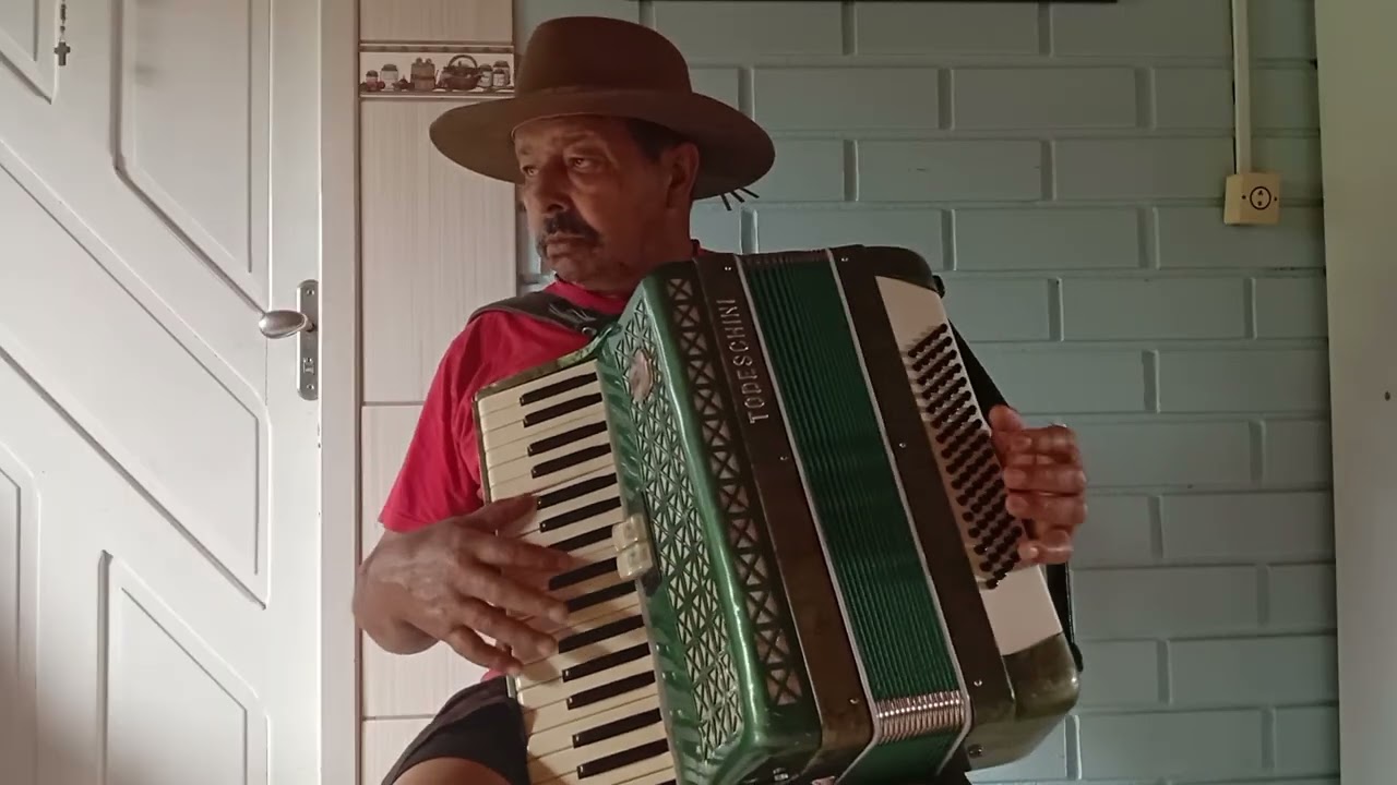 hoje saiu a música do saudoso porca veia  sentimento de gaiteiro. Deixa o like e se inscreva 