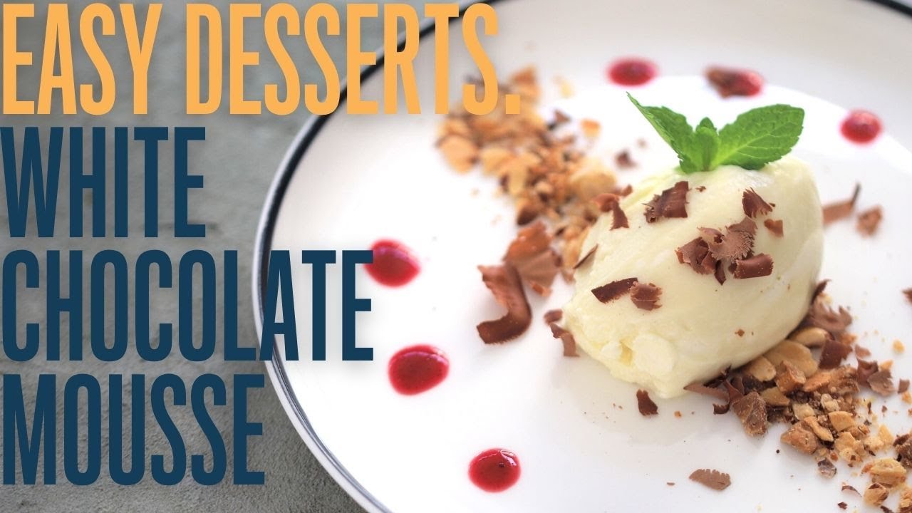 Two ingredients dessert: the white chocolate mousse (with red fruit coulis)
