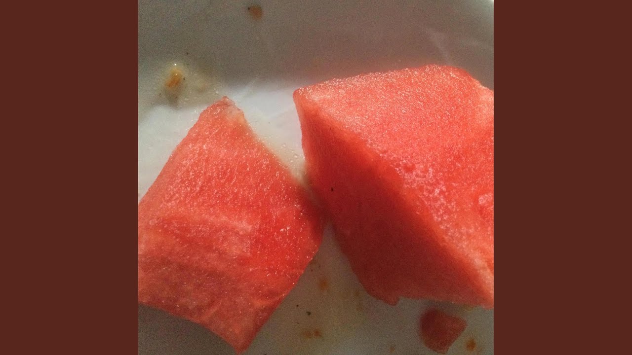 572