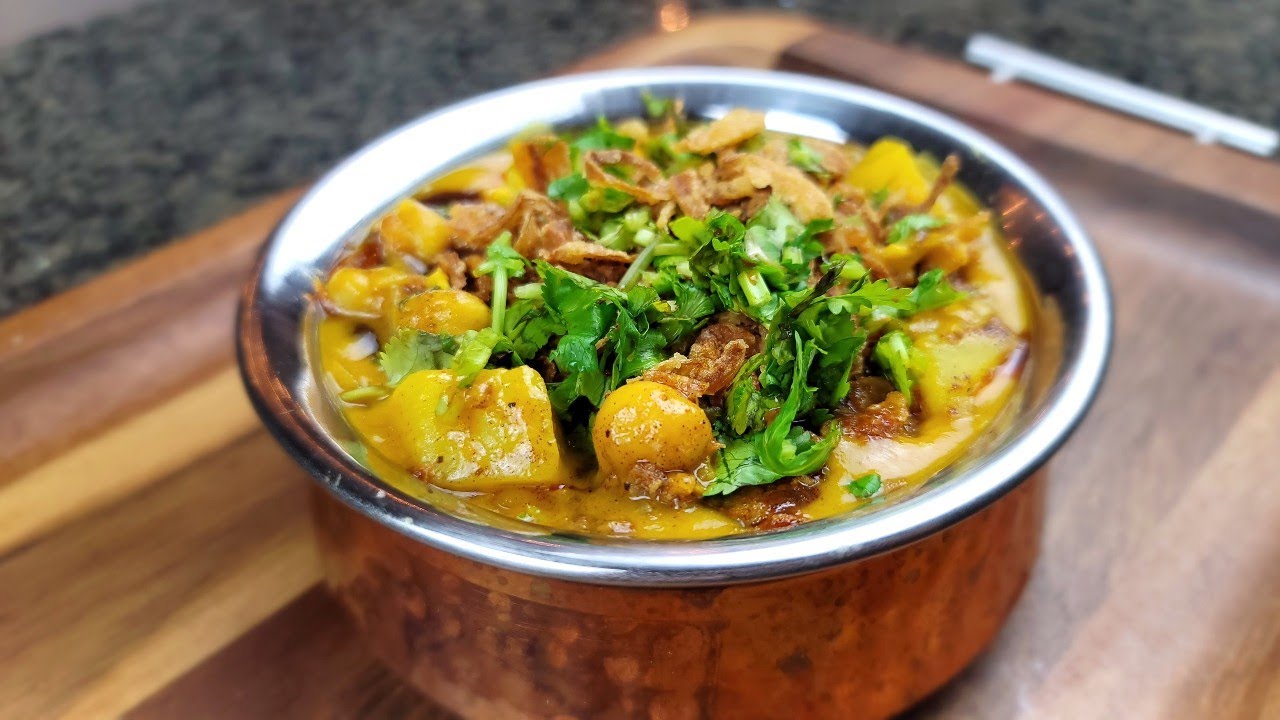 Chana Bateta ya Chana Aloo Recipe | Ramadan Special by Cooking With Masuma