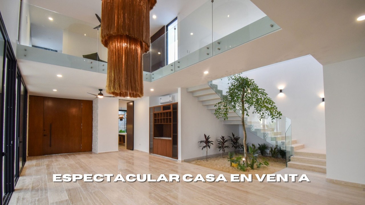 EN VENTA 🏡 Casa con 4 recámaras, family room y piscina en Privada residencial en MÉRIDA YUCATÁN