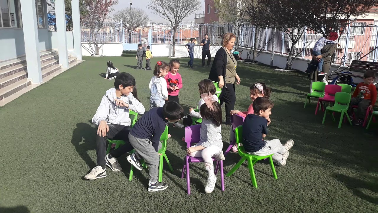 Erik dalı sandalye kapmaca