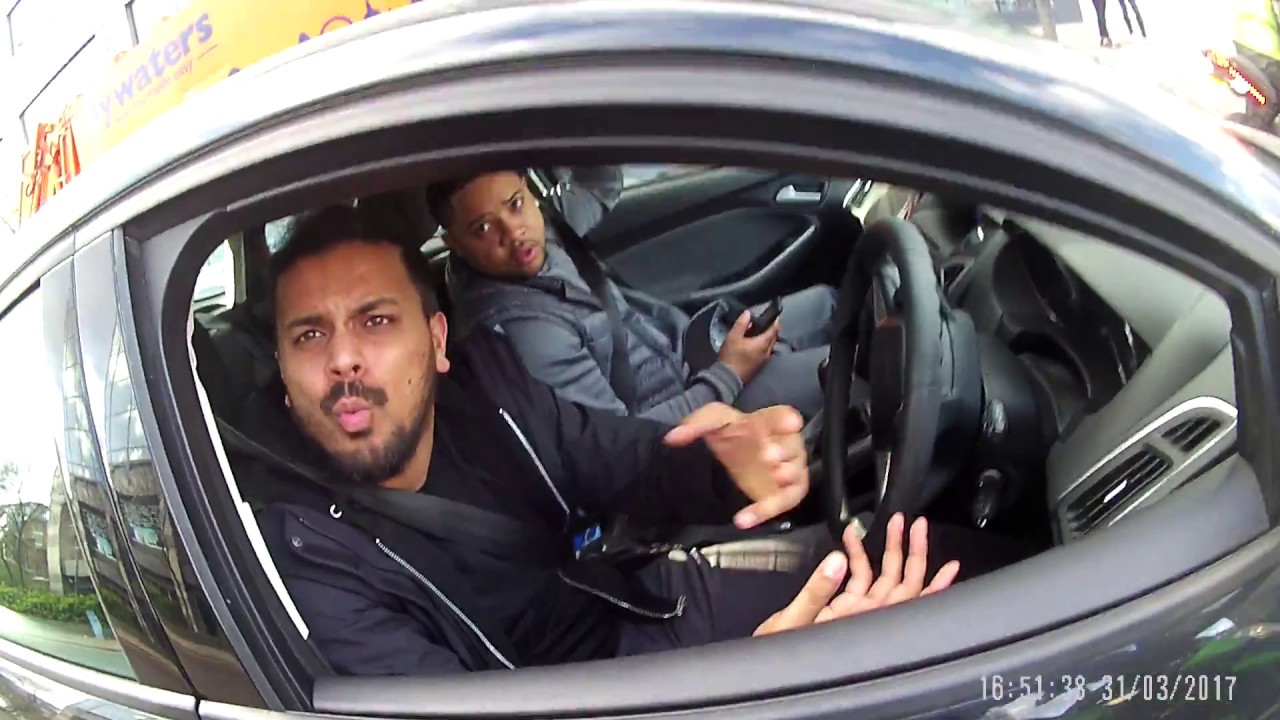 'Roadman' crashes into biker for filtering - Road Rage