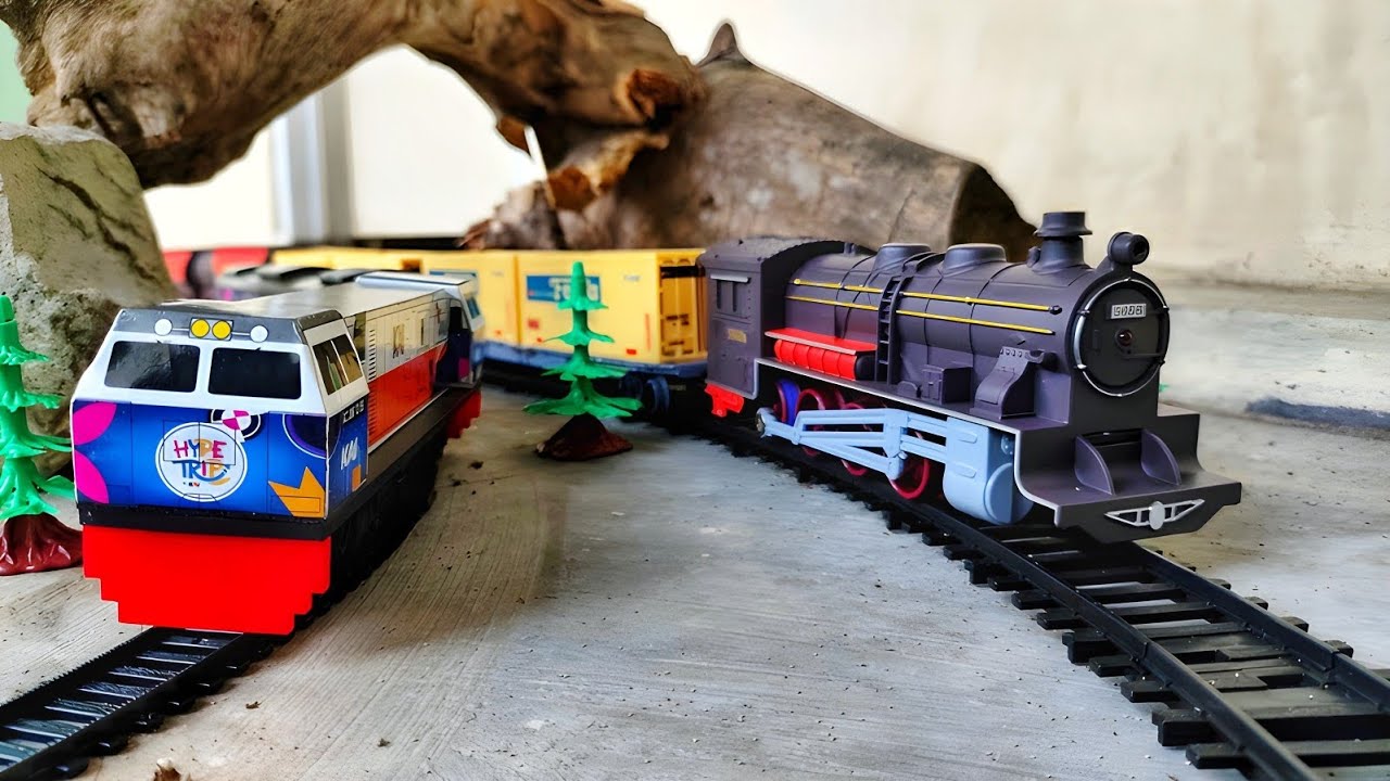 Railway Model EP.4 : Vintage steam locomotives London Flying Scotsman 4472 & Modern Commuter Line